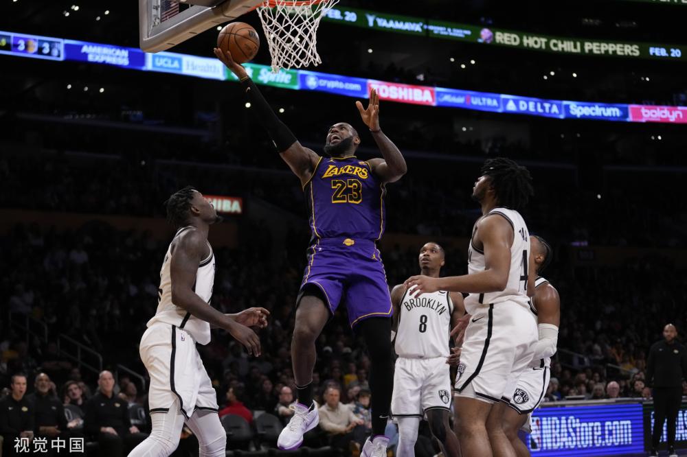 在社交媒体 在社交媒体